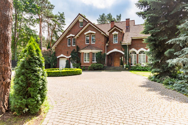 Reasons to Select Us for Your Driveway Paving Requirements in East Canton, OH
